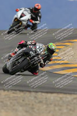 media/Jan-14-2023-SoCal Trackdays (Sat) [[497694156f]]/Turn 12 (120pm)/